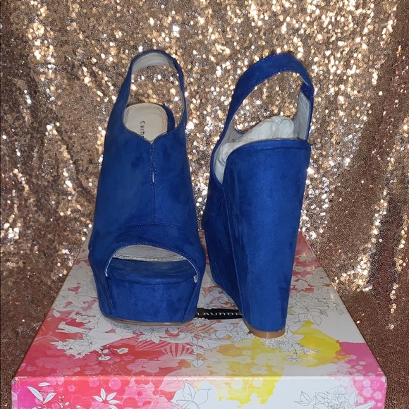 Chinese Laundry Blur Suede Wedge Heels - Picture 2 of 3